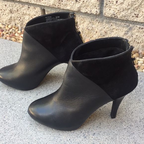 me too zoey bootie cognac